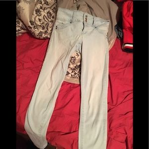 Ymi want a bigger butt jeans.